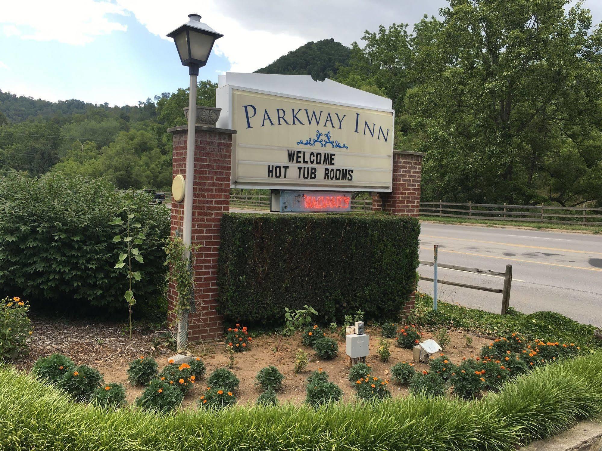 Parkway Inn Waynesville Exterior foto